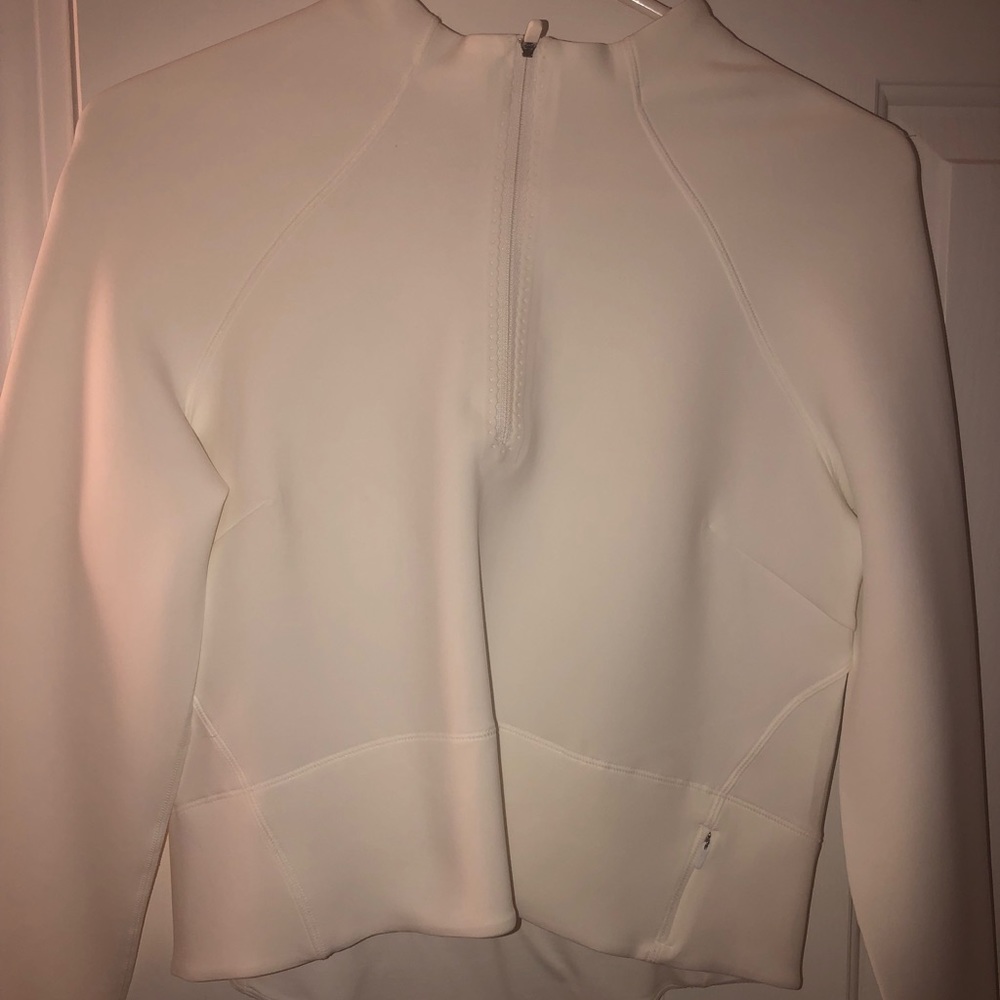 Lululemon Long sleeve crew neck (semi cropped)